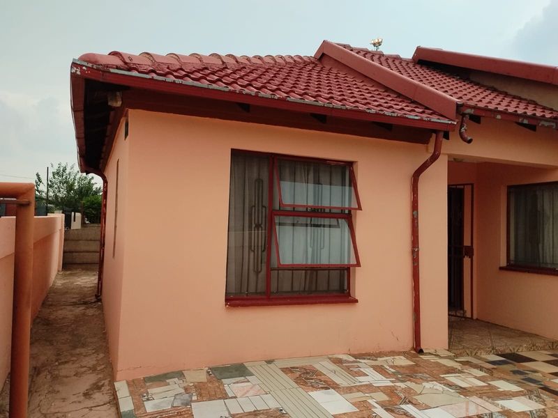 House Pending Sale In Boksburg - Photo 5