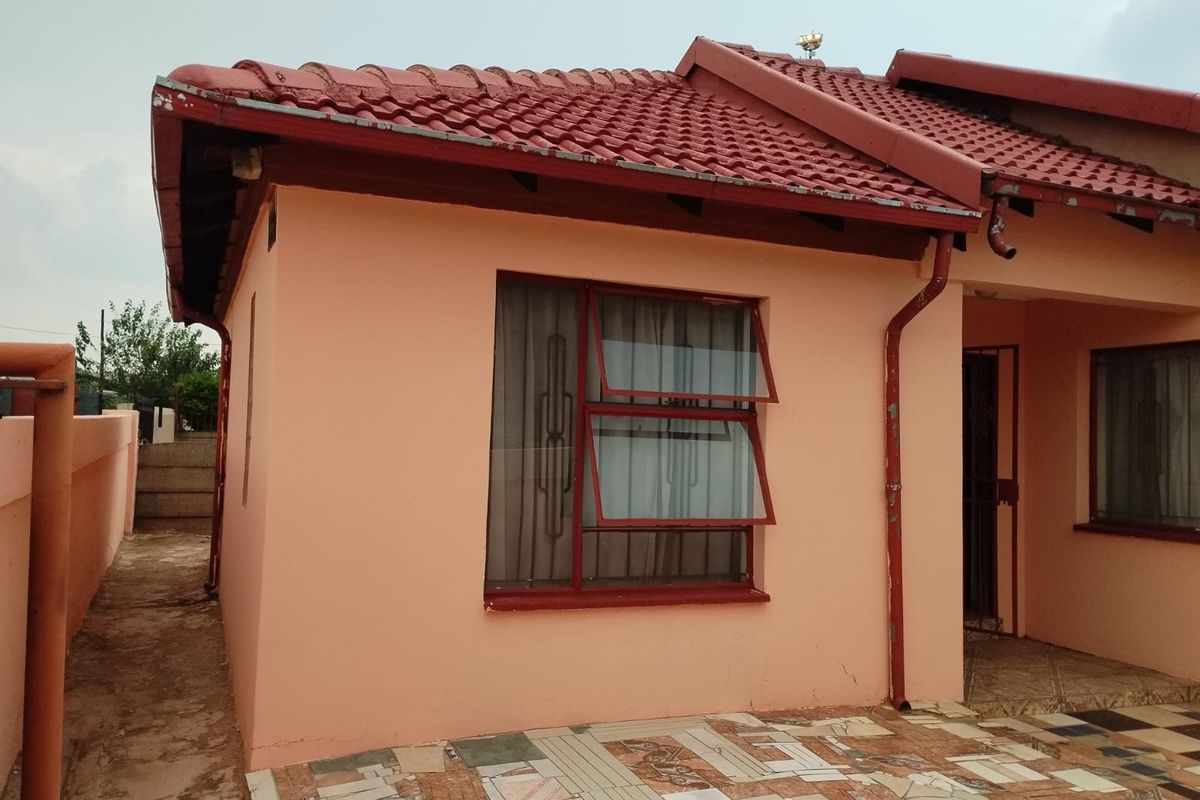 House Pending Sale In Boksburg - Photo 5