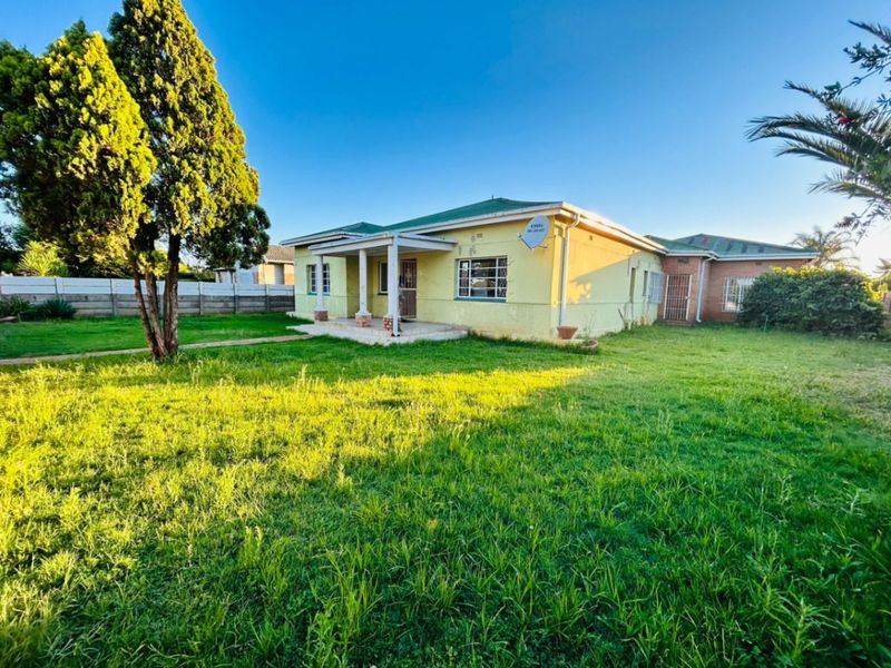 House For Sale In Springs - Photo 3