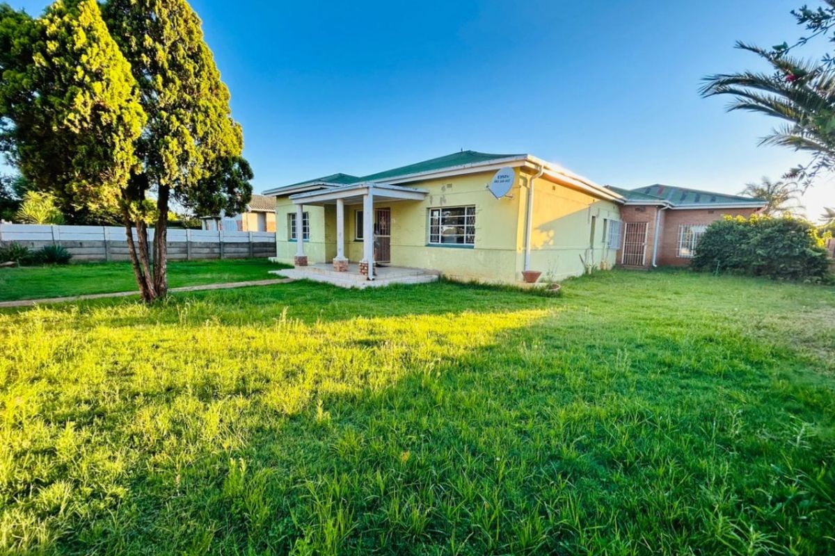 House For Sale In Springs - Photo 3