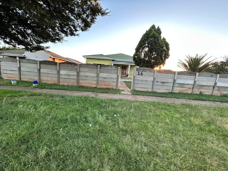 House For Sale In Springs - Photo 2