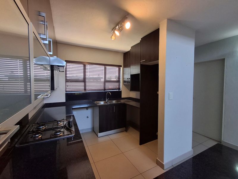 House Rental Monthly In Sandton - Photo 9
