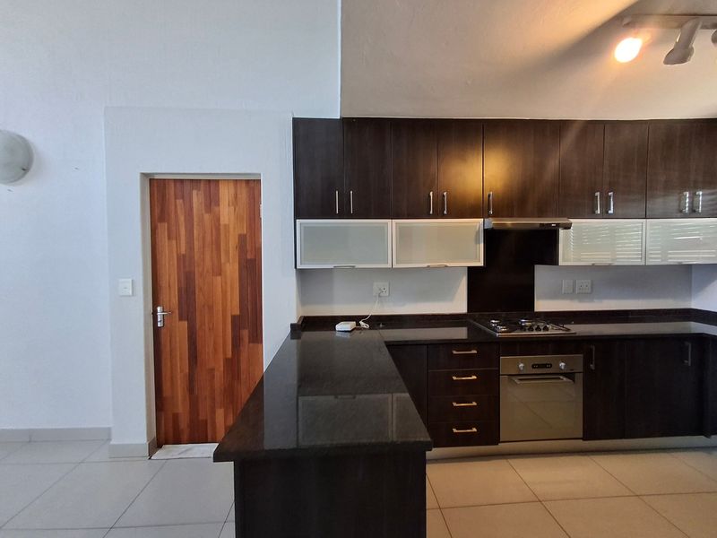 House Rental Monthly In Sandton - Photo 6
