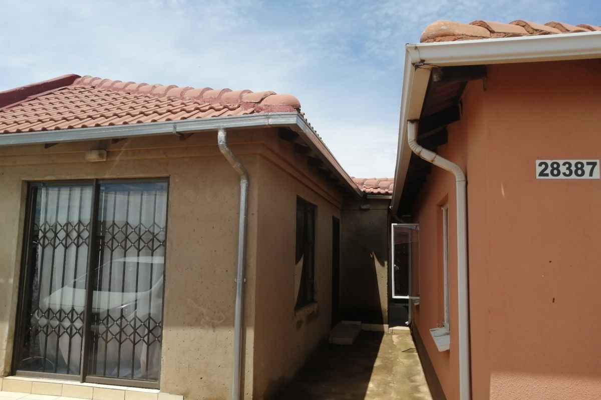 House For Sale In Soweto - Photo 4