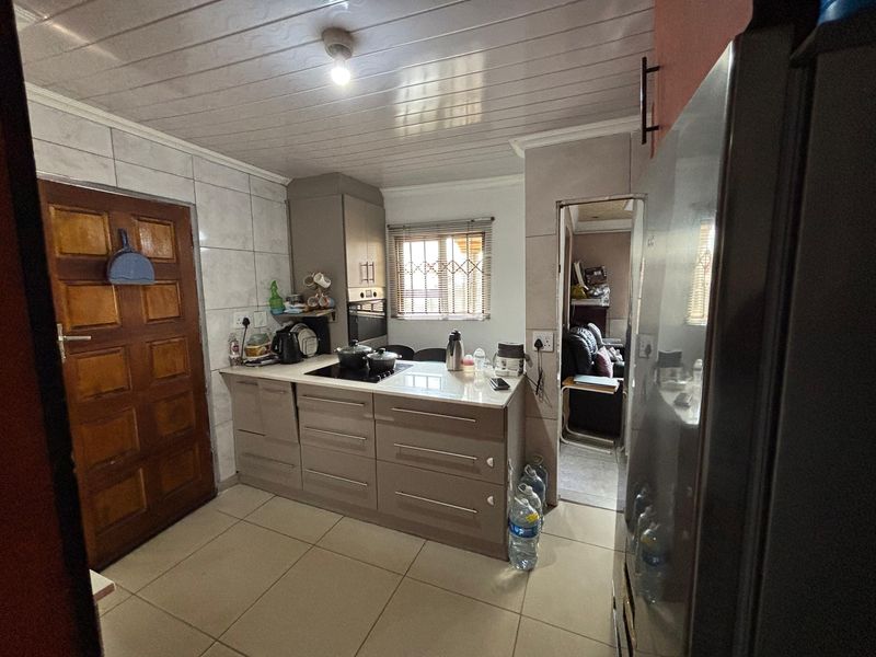 House For Sale In Boksburg - Photo 5