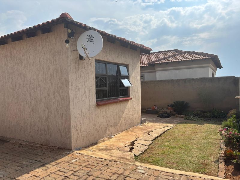 House For Sale In Boksburg - Photo 4