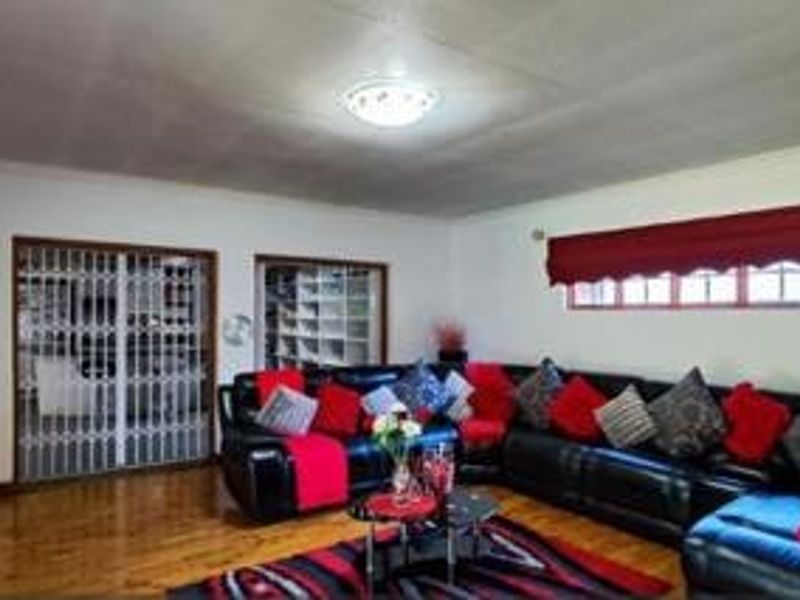 House For Sale In Kempton Park - Photo 10