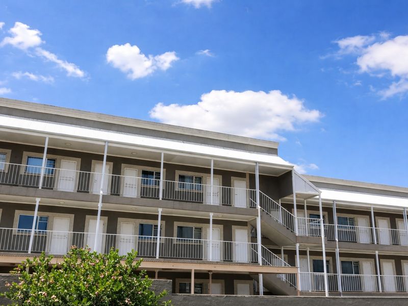 Apartment Rental Monthly In Sandton - Photo 6