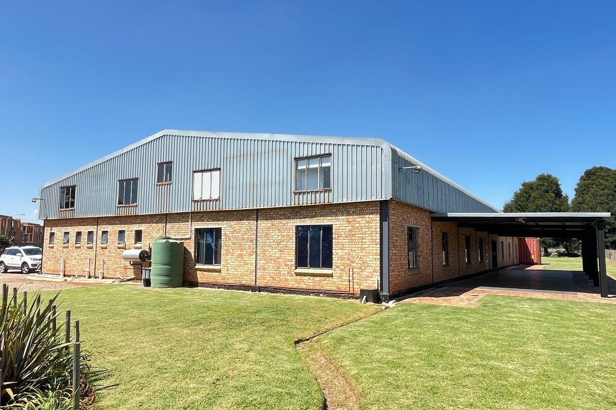 House For Sale In Benoni - Photo 5