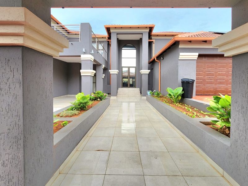 House For Sale In Bronkhorstspruit - Photo 2