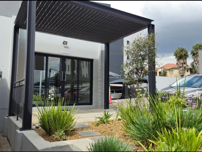 Apartment For Sale In Midrand - Photo 3