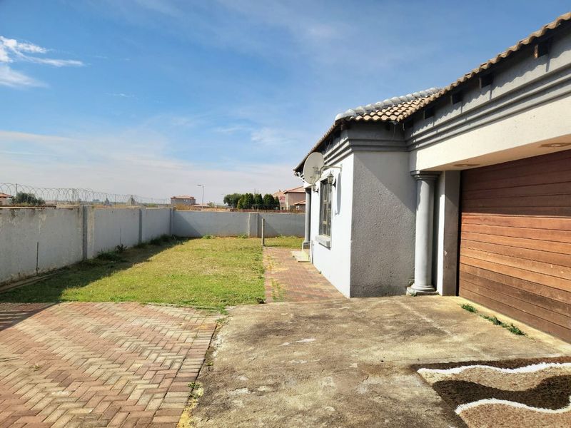 House For Sale In Bronkhorstspruit - Photo 1