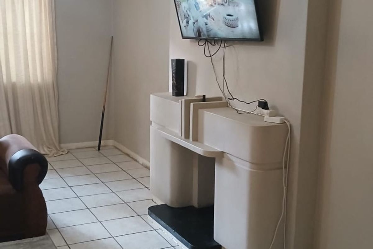 Apartment For Sale In Johannesburg - Photo 4