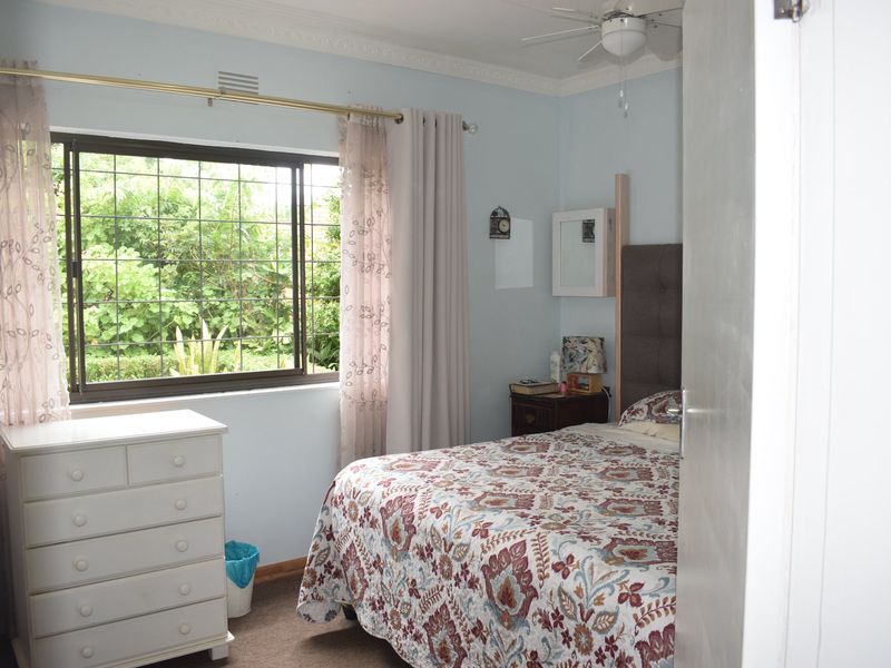 House For Sale In Port Edward - Photo 2