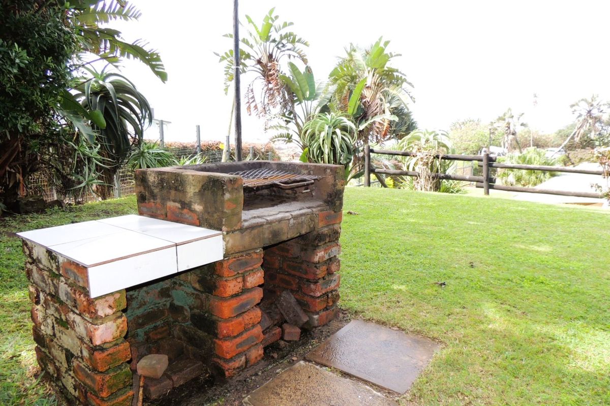 Townhouse For Sale In Margate - Photo 5
