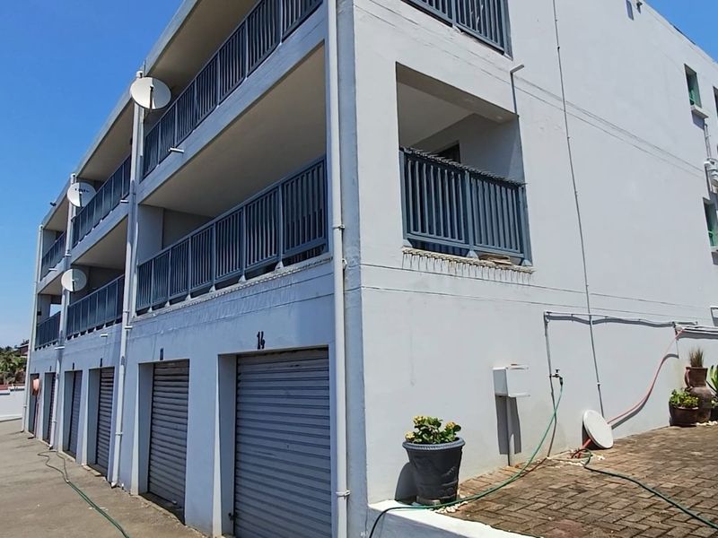Apartment For Sale In Margate - Photo 1