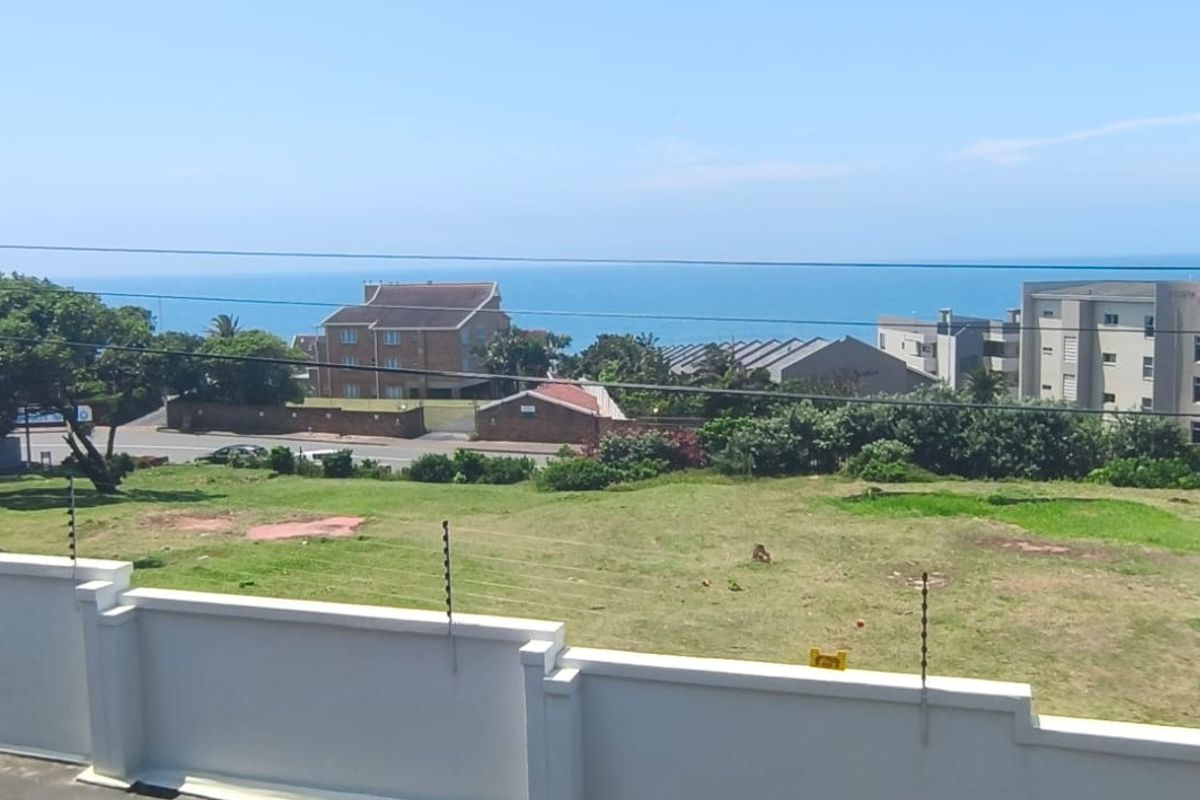 Apartment For Sale In Margate - Photo 2