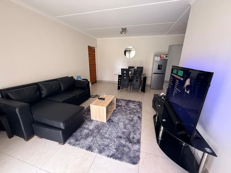 Apartment For Sale In Edenvale - Photo 5