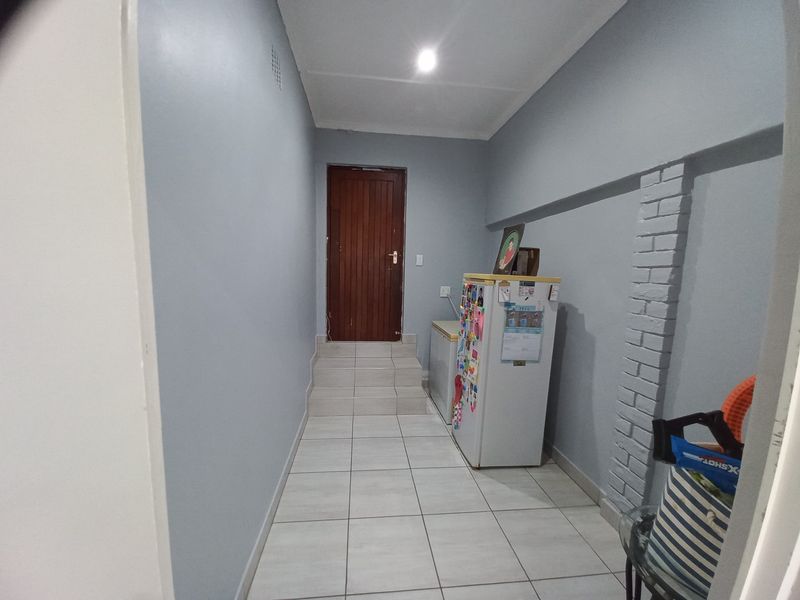 House For Sale In Margate - Photo 10