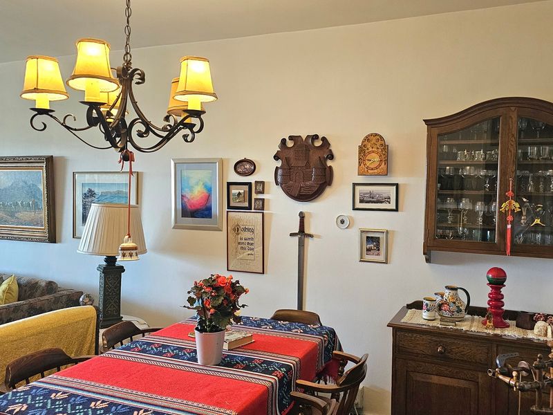 Apartment For Sale In Johannesburg - Photo 5