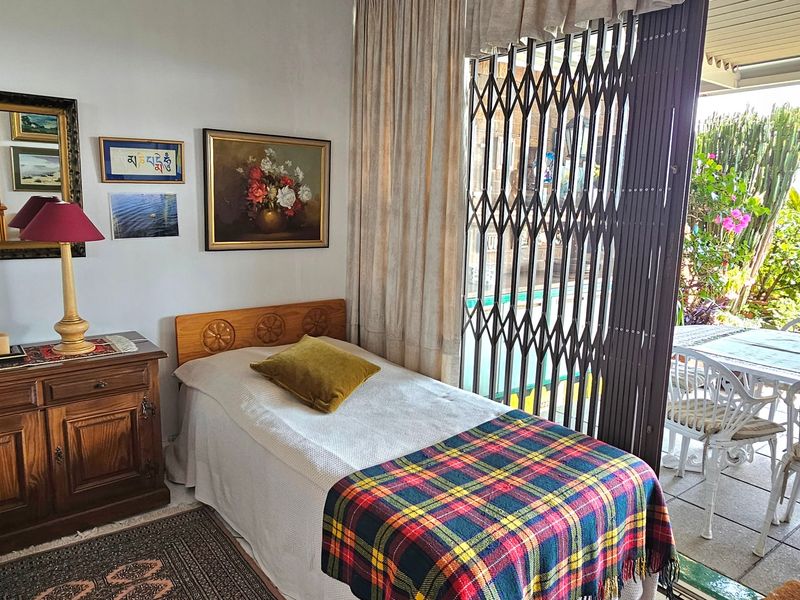 Apartment For Sale In Johannesburg - Photo 9