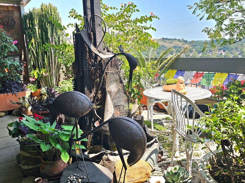 Apartment For Sale In Johannesburg - Photo 4