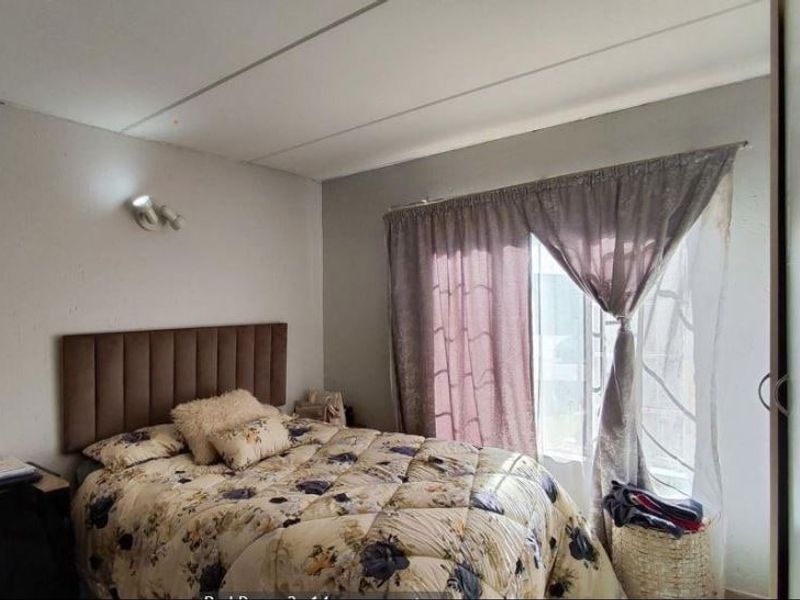 Apartment For Sale In Kempton Park - Photo 9