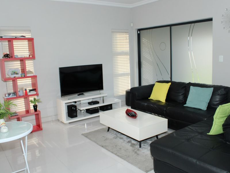 Cluster For Sale In Midrand - Photo 6