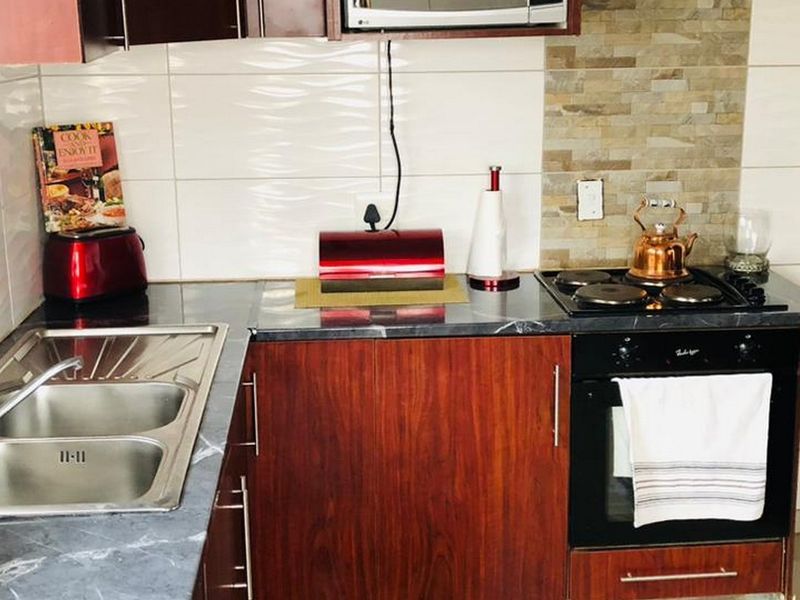 House For Sale In Evaton - Photo 4