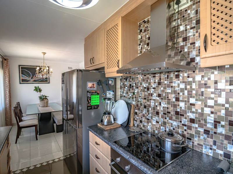 House For Sale In Midrand - Photo 2