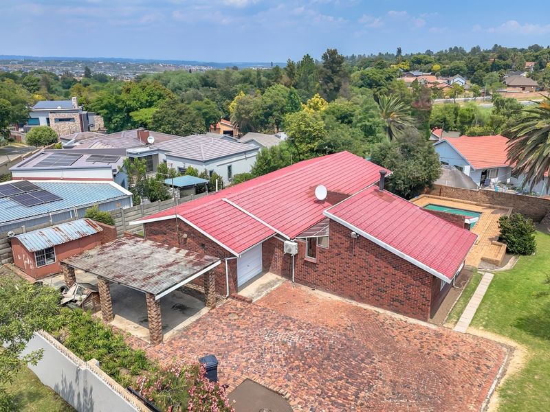 House Pending Sale In Midrand - Photo 1