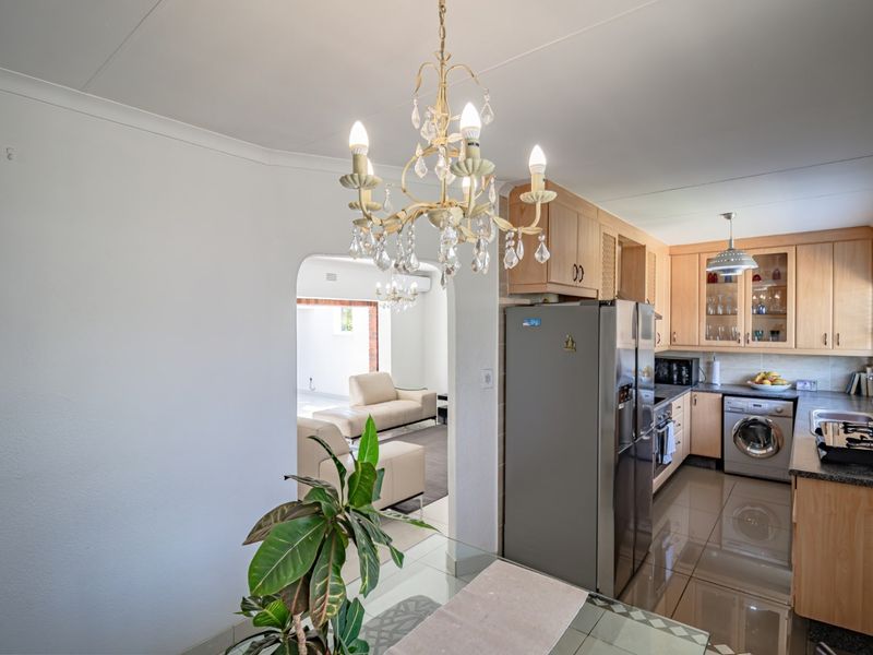 House Pending Sale In Midrand - Photo 7