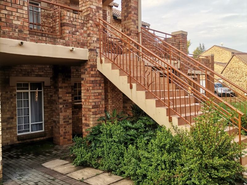 Apartment For Sale In Pretoria - Photo 6
