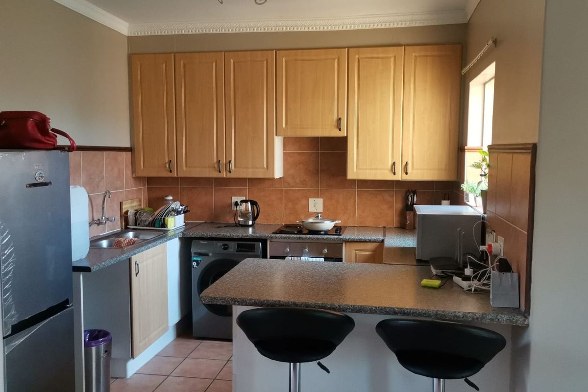 Apartment For Sale In Pretoria - Photo 5