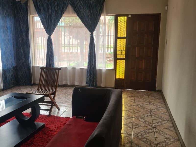 House For Sale In Alberton - Photo 10