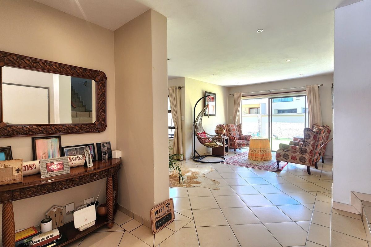Townhouse For Sale In Centurion - Photo 3