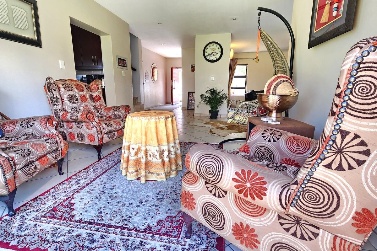 Townhouse For Sale In Centurion - Photo 5