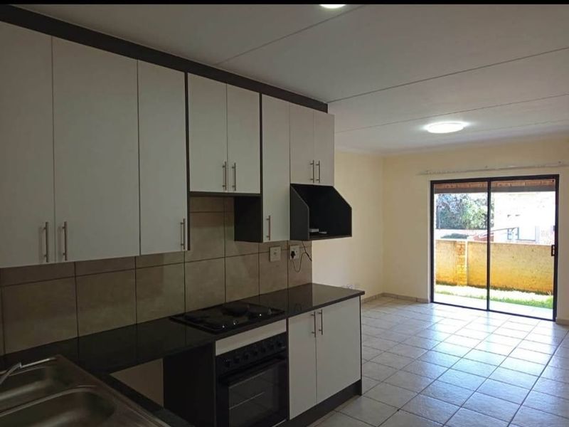 Apartment For Sale In Benoni - Photo 3
