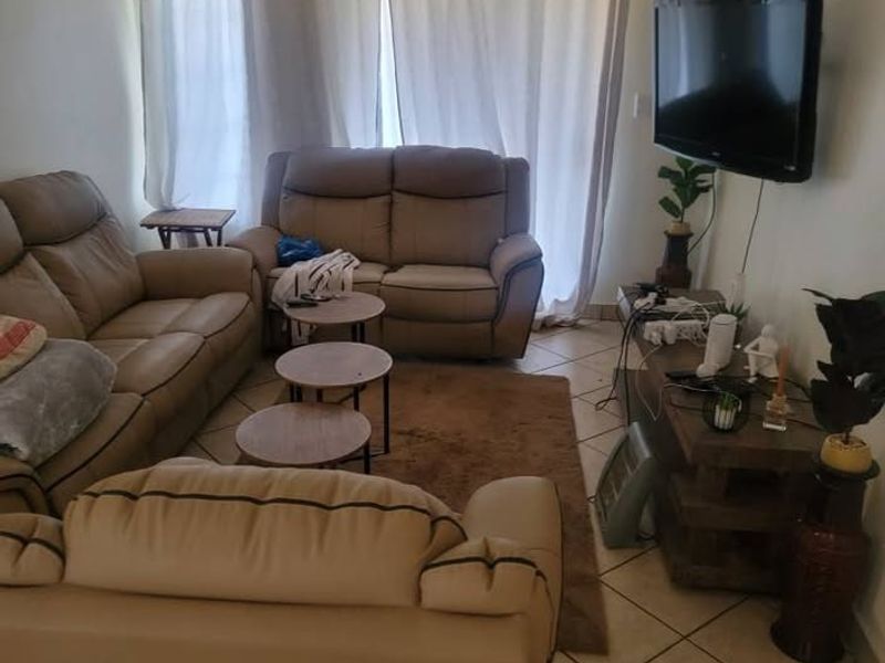 Townhouse For Sale In Midrand - Photo 10