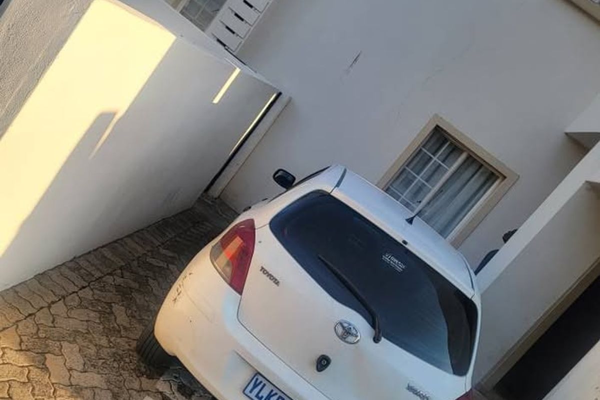 Townhouse For Sale In Midrand - Photo 2
