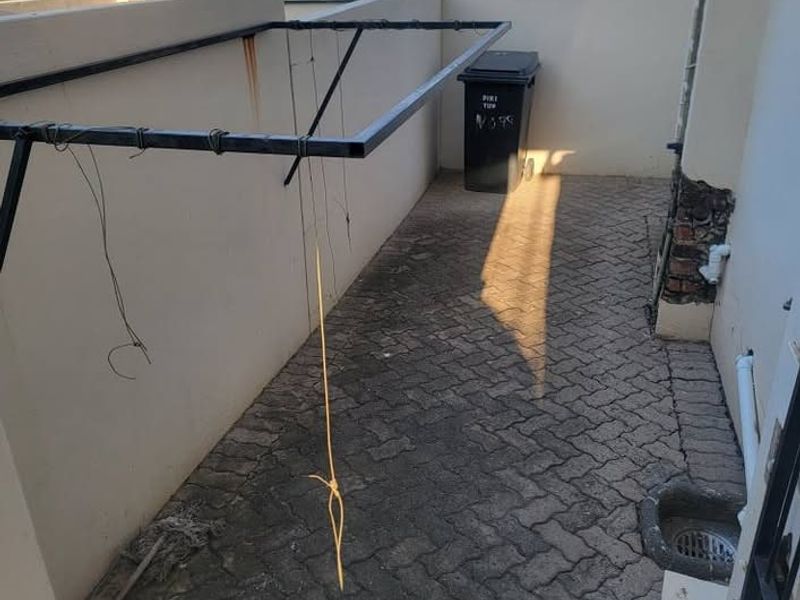Townhouse For Sale In Midrand - Photo 4