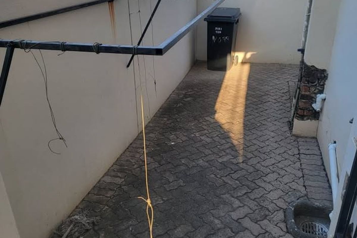 Townhouse For Sale In Midrand - Photo 4