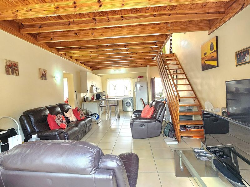Cluster For Sale In Midrand - Photo 4
