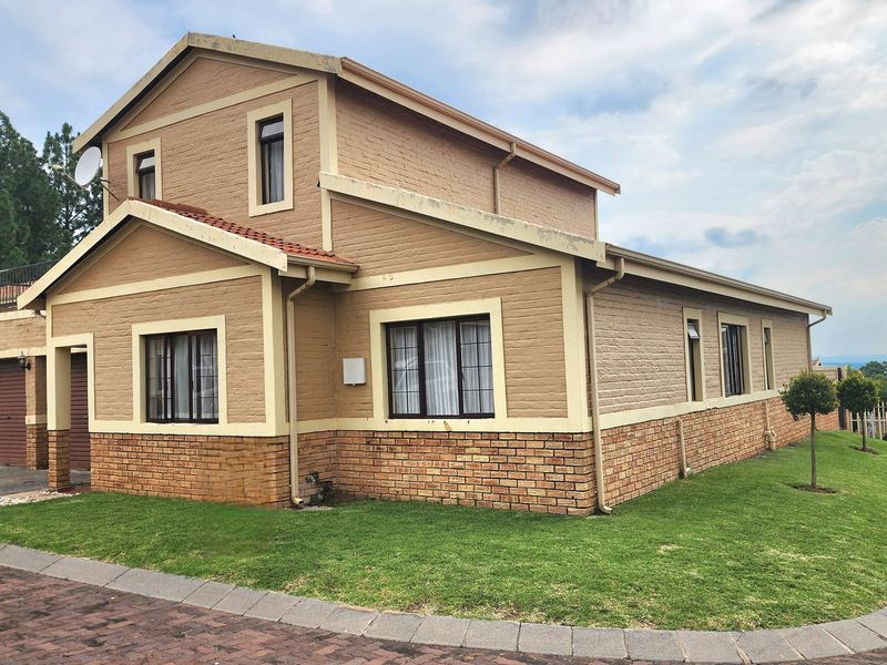 Cluster For Sale In Midrand - Photo 2