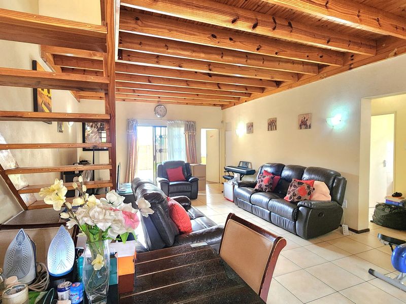Cluster For Sale In Midrand - Photo 5