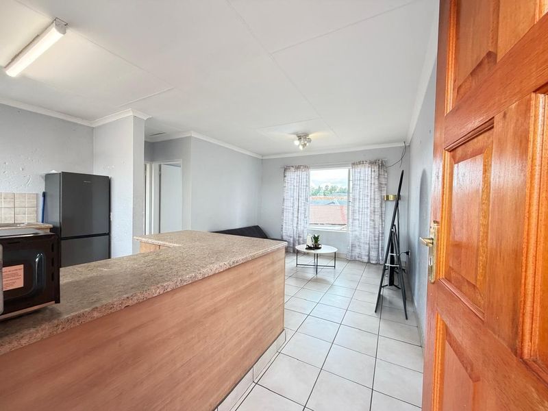 Apartment Pending Sale In Centurion - Photo 8