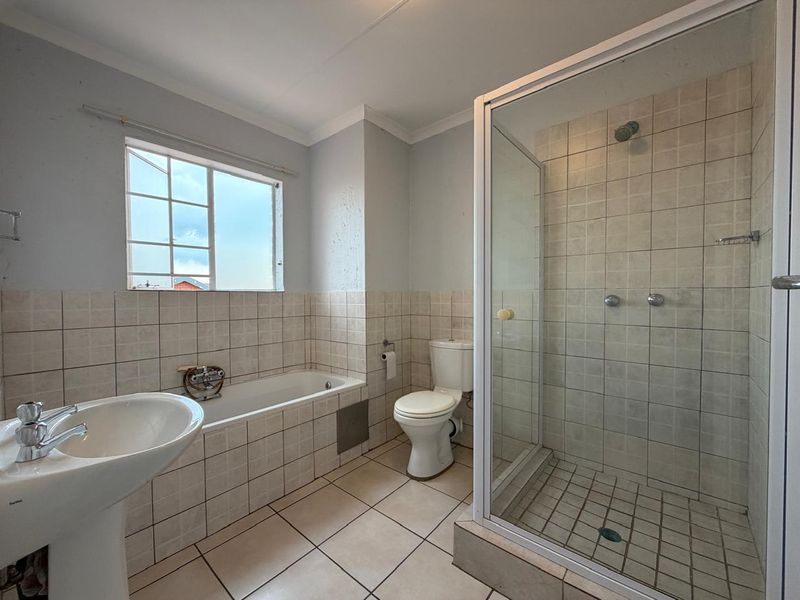 Apartment Pending Sale In Centurion - Photo 5