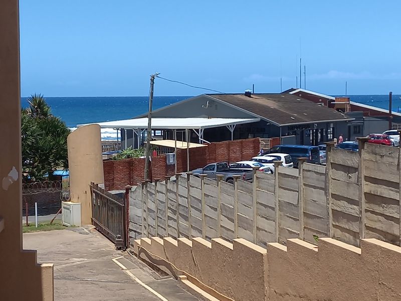 Apartment For Sale In Margate - Photo 5