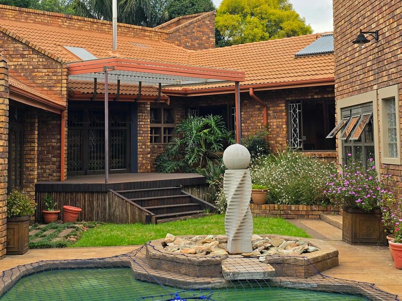 House For Sale In Middelburg - Photo 2