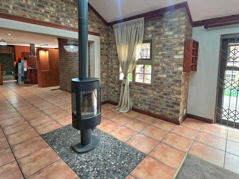 House For Sale In Middelburg - Photo 3